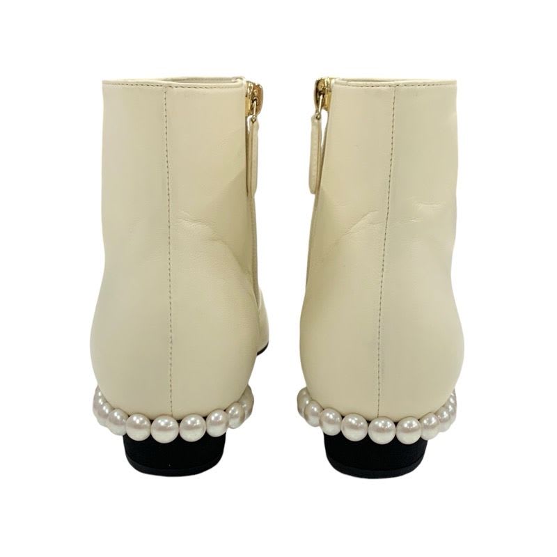 Chanel Boots Short Shoes Leather Fabric Ivory Black Coco Mark Pearl — view 5