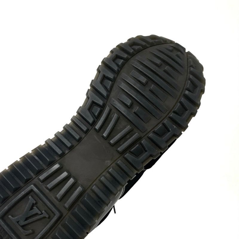 Louis Vuitton Run Away Line Monogram Sneakers Shoes Leather Fabric Suede Black — view 8