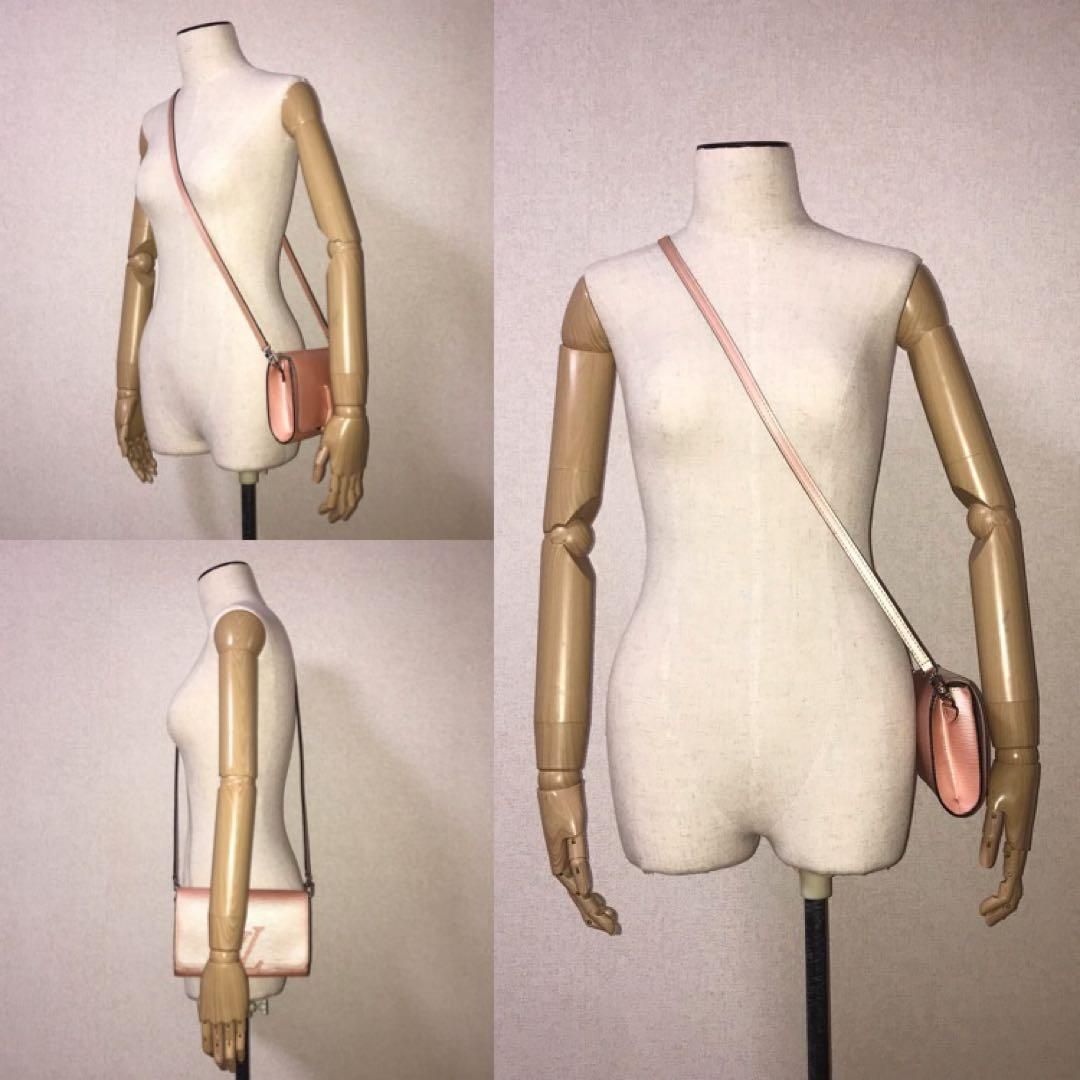 Louis Vuitton Epi Pochette e PM Shoulder Bag Price Negotiation Welcome — view 9