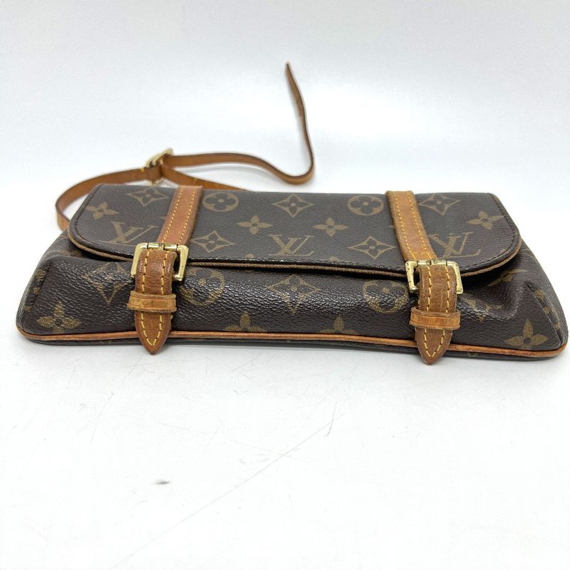 Louis Vuitton Pochette Marel Monogram Canvas Brown — view 3