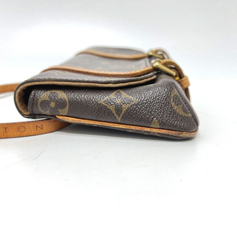 Louis Vuitton Pochette Marel Monogram Canvas Brown — view 4