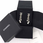 Chanel Pearl Chain Coco Mark Earrings Metal Rai White Gold B25 a S Rank — view 3