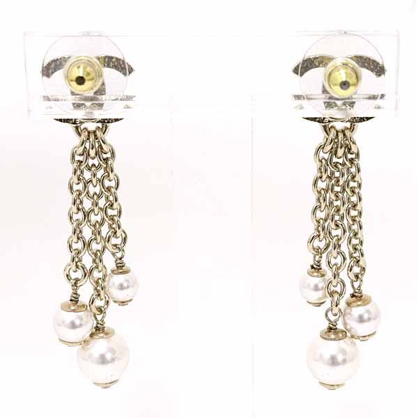 Chanel Pearl Chain Coco Mark Earrings Metal Rai White Gold B25 a S Rank — view 4