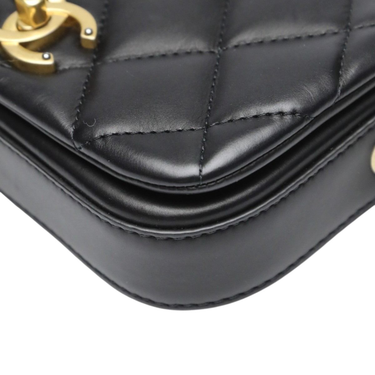 Chanel As2011 Lambskin Chain Shoulder Bag Quilted Black — view 5