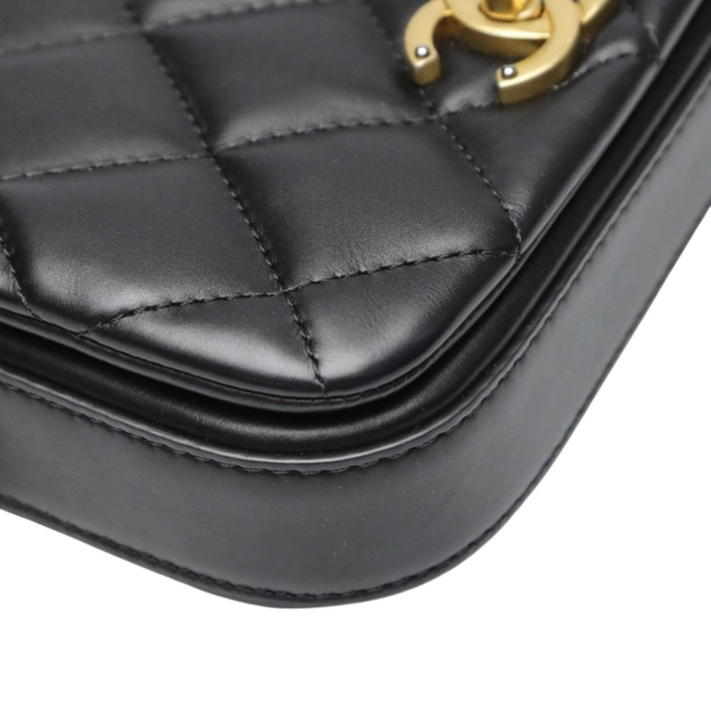 Chanel As2011 Lambskin Chain Shoulder Bag Quilted Black — view 6