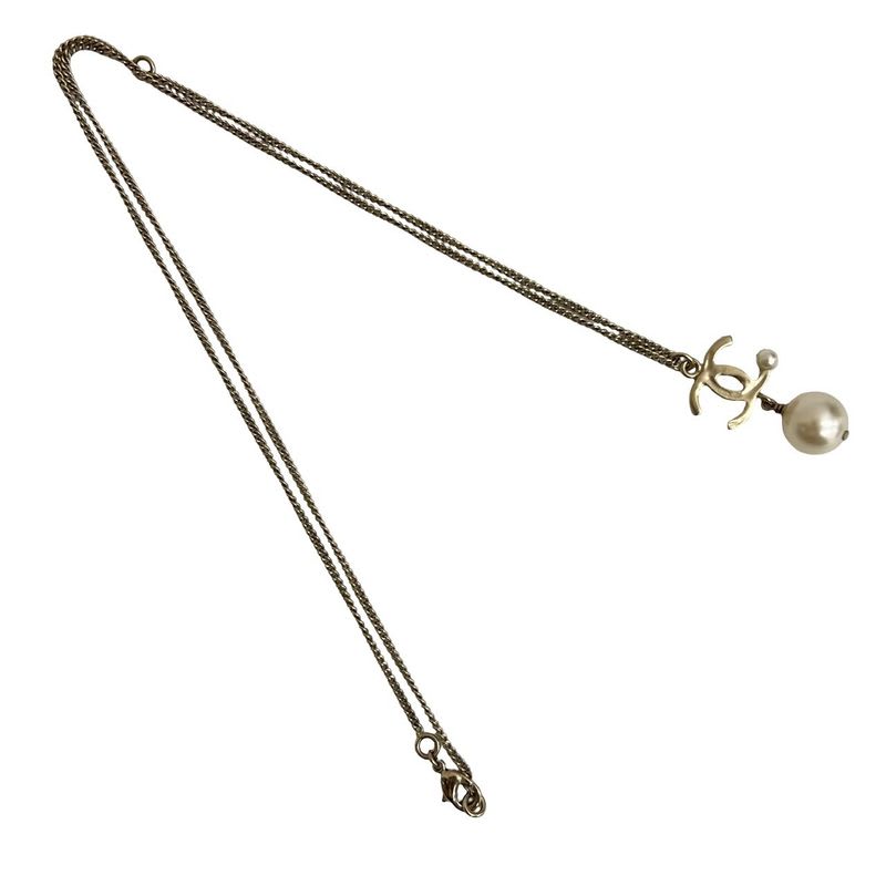 Chanel GP Faux Pearl Necklace Pendant — view 6
