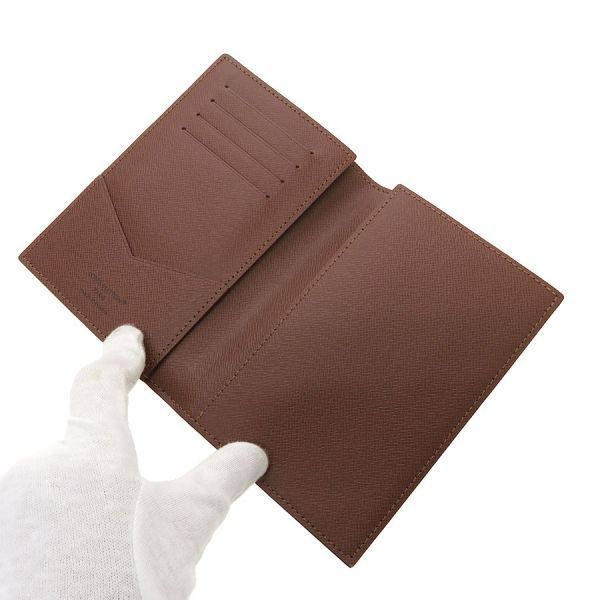 Louis Vuitton Monogram Couverture Passepole NM — view 3