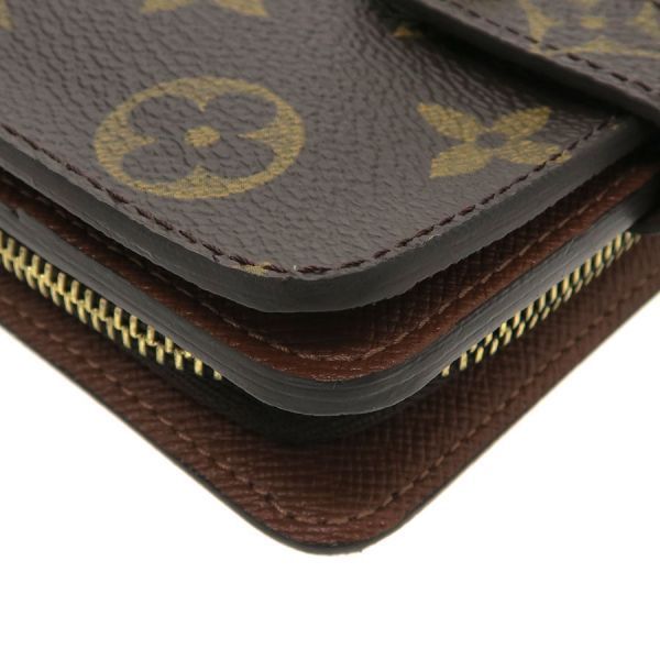 Louis Vuitton Monogram Compact Zip — view 9