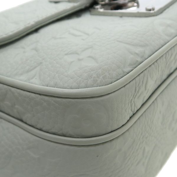Louis Vuitton Taurillon S-Lock Messenger — view 4