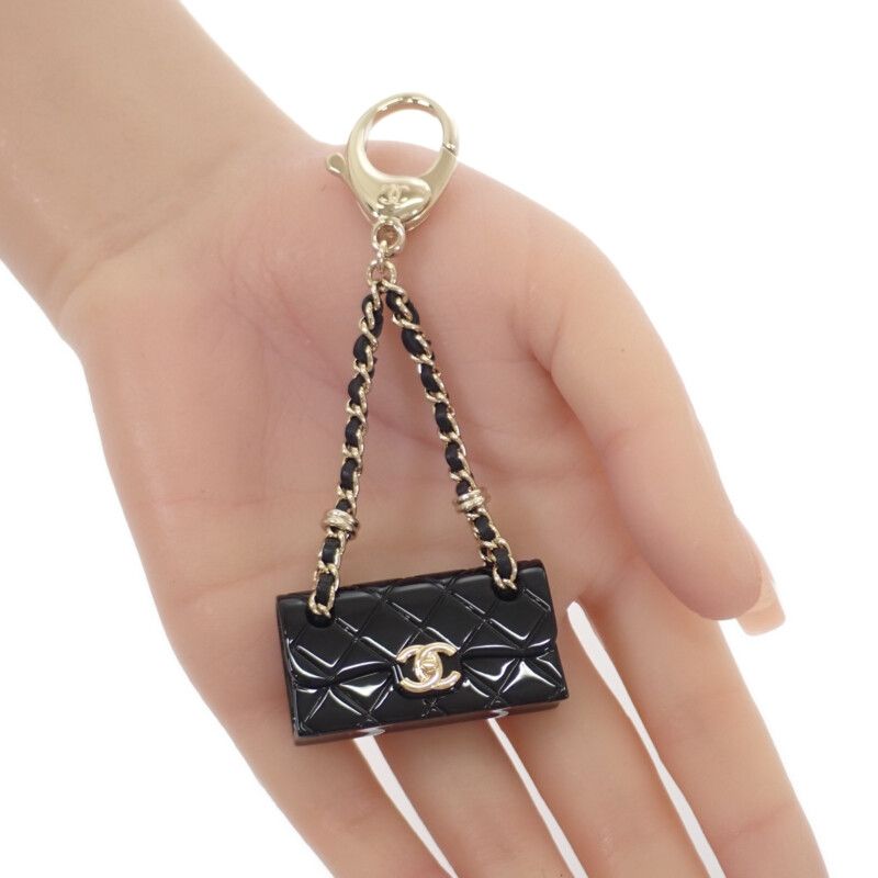 Chanel Quilted Chain Bag Aba121 nl990 Charm Resin Black — view 8