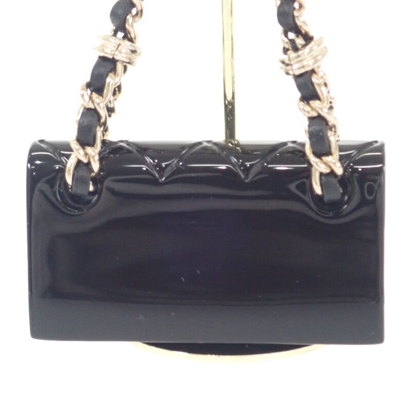 Chanel Quilted Chain Bag Aba121 nl990 Charm Resin Black — view 3