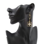 Louis Vuitton Earrings Boucle Dreille B Blossom Diamond Mother of Pearl 18K — view 4
