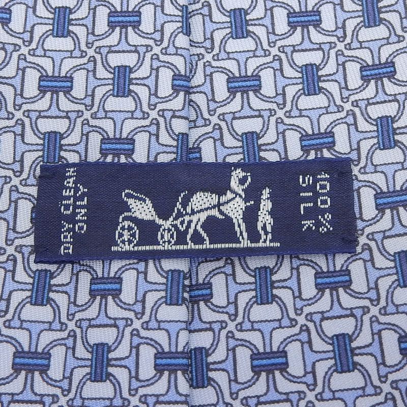 Hermes 5560 MA Clavat 100% Silk Chaine D'Ancre All Over Tie Blue — view 6