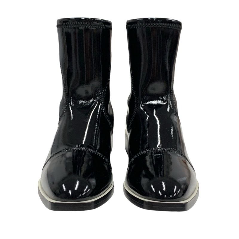 Fendi Boots Short Shoes Patent Black Beige Back Zip — view 2