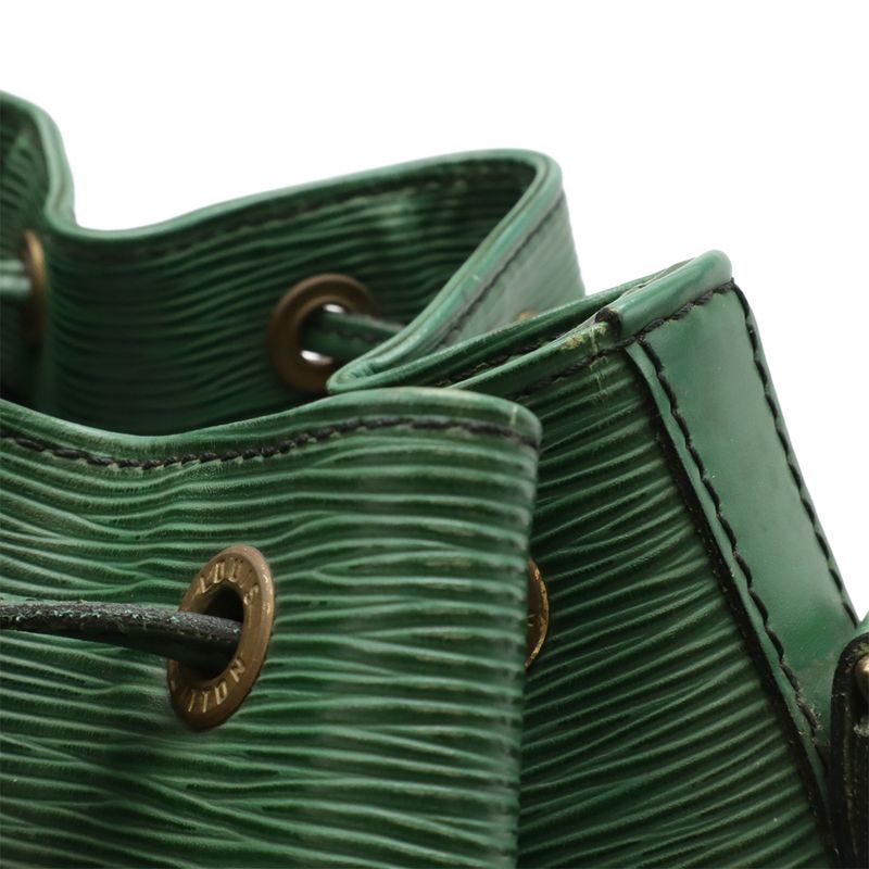 Louis Vuitton Epi Petit Noe Shoulder Bag One Drawstring — view 4