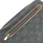 Louis Vuitton Second Bag Inside and Outside Zipper Pockets Cannot Be — view 5