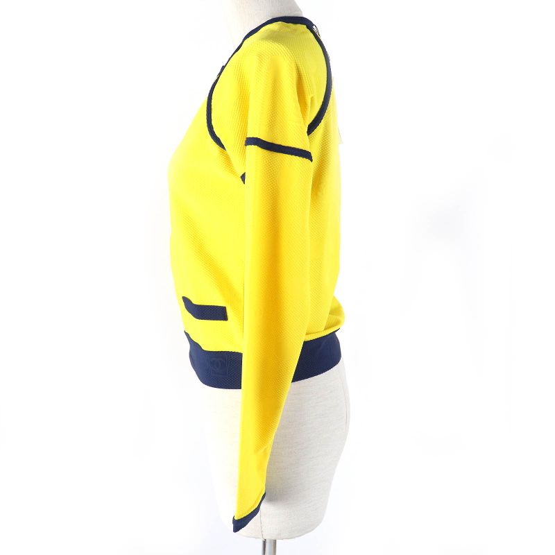 Chanel Vintage 08 P Sport Line Dot Pattern Collarless Zip Up — view 2