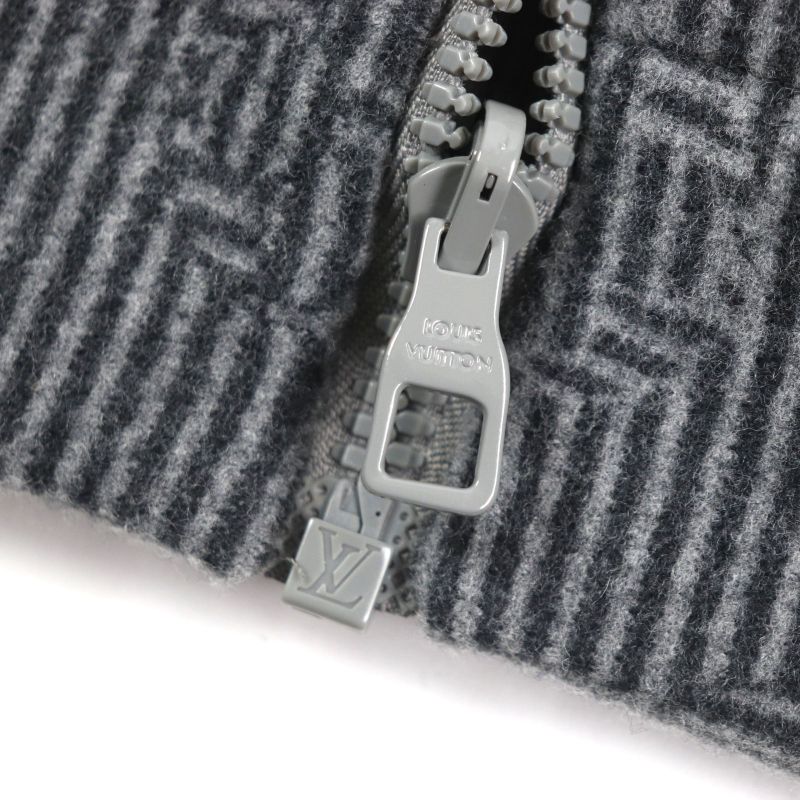 Louis Vuitton 2023 Hob52 E Monogram Stripe Logo Embroidery Zip-up Reversible — view 8