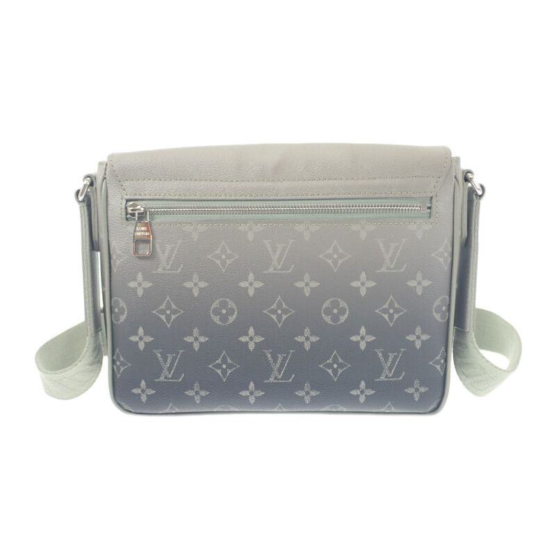 Louis Vuitton District PM NV3 Shoulder Bag Monogram Gradient Canvas — view 3