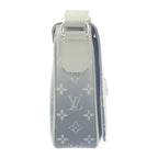 Louis Vuitton District PM NV3 Shoulder Bag Monogram Gradient Canvas — view 5