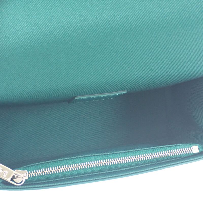 Louis Vuitton Fastline Wearable Wallet Shoulder Bag Calf Evergreen — view 8
