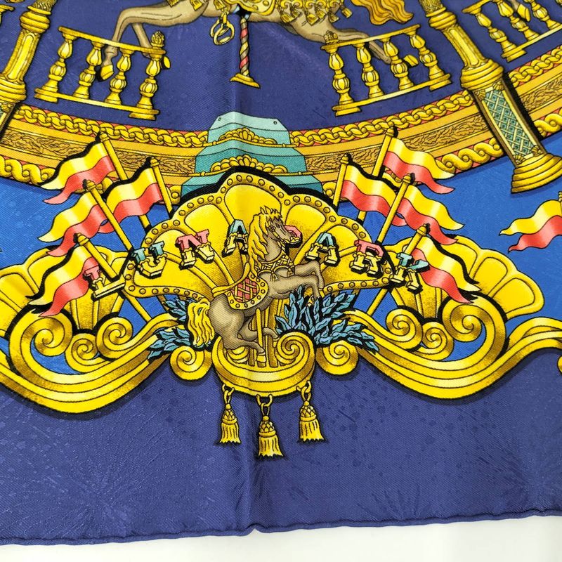 Hermes Carre 90 Luna Park Scarf Silk — view 4