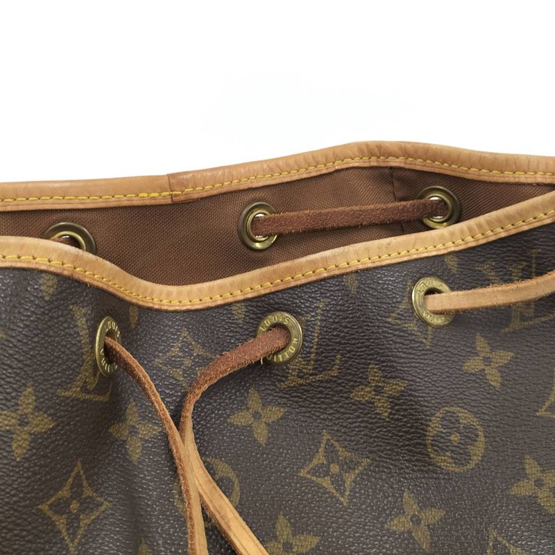 Louis Vuitton Montsouris MM Backpack Monogram — view 9