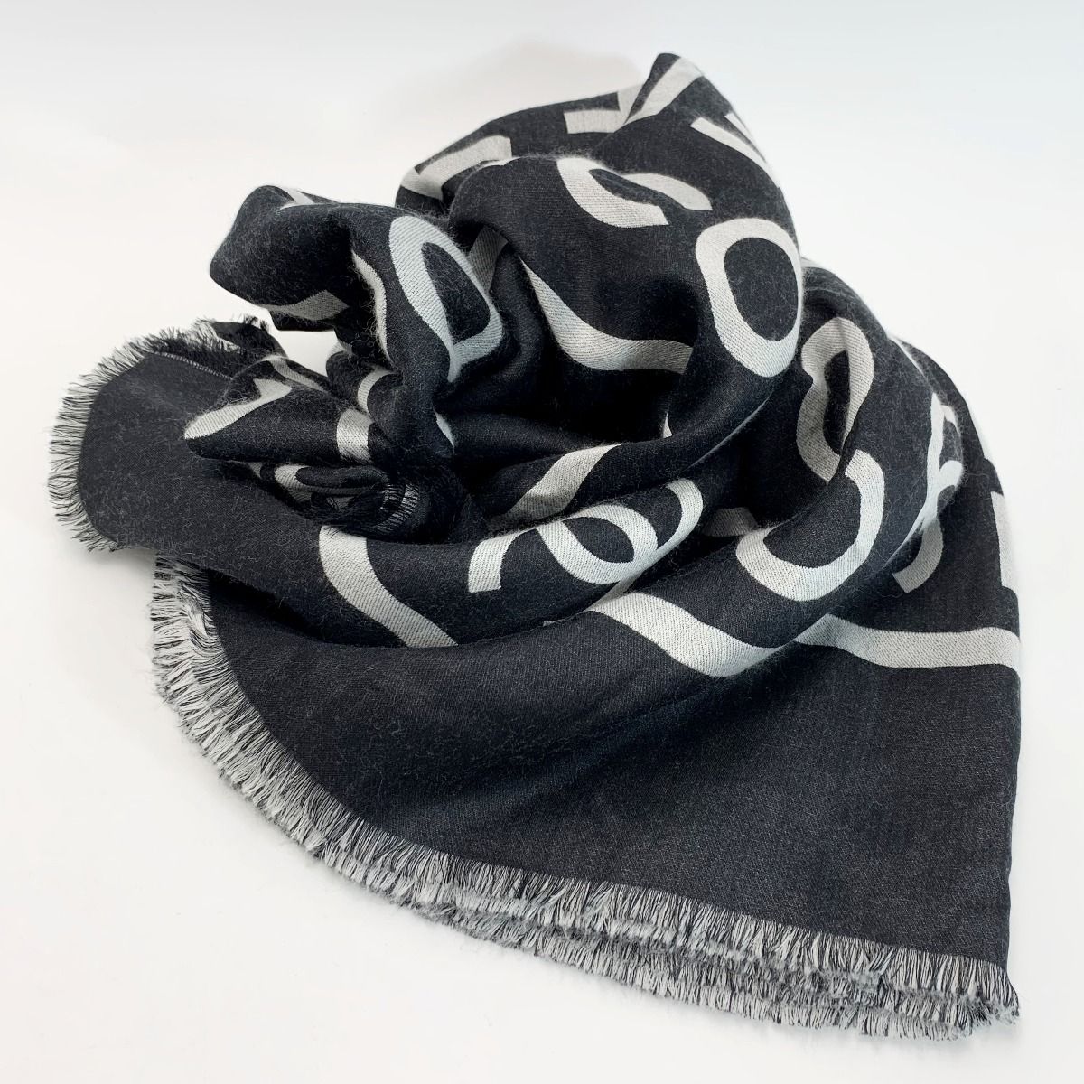 Chanel Coco Large Stole Black Gray — view 2