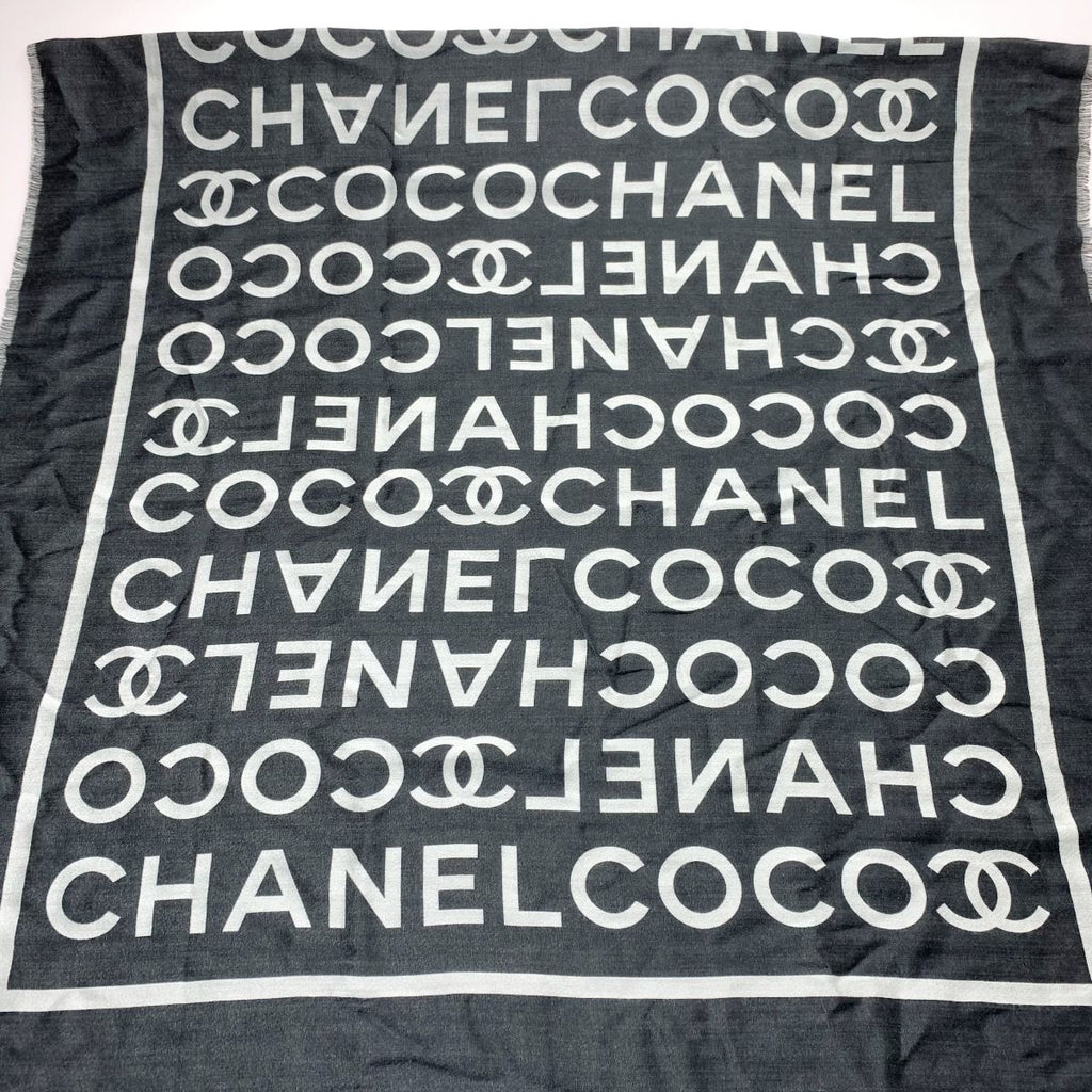 Chanel Coco Large Stole Black Gray — view 5