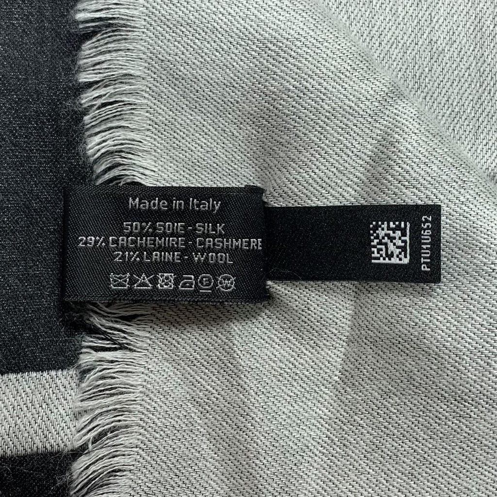 Chanel Coco Large Stole Black Gray — view 8