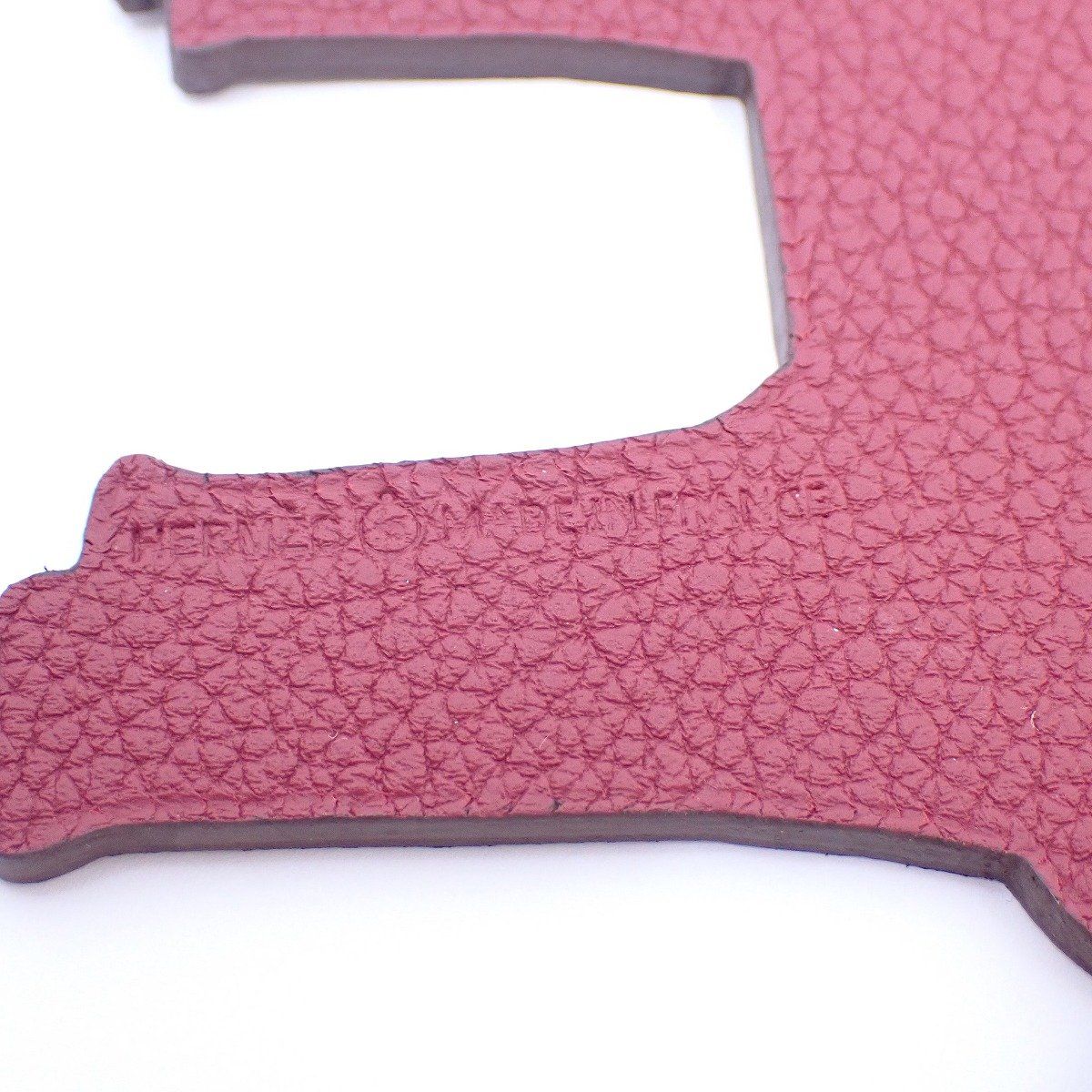 Hermes Petit Ash Elephant Red Brown Pendant — view 3