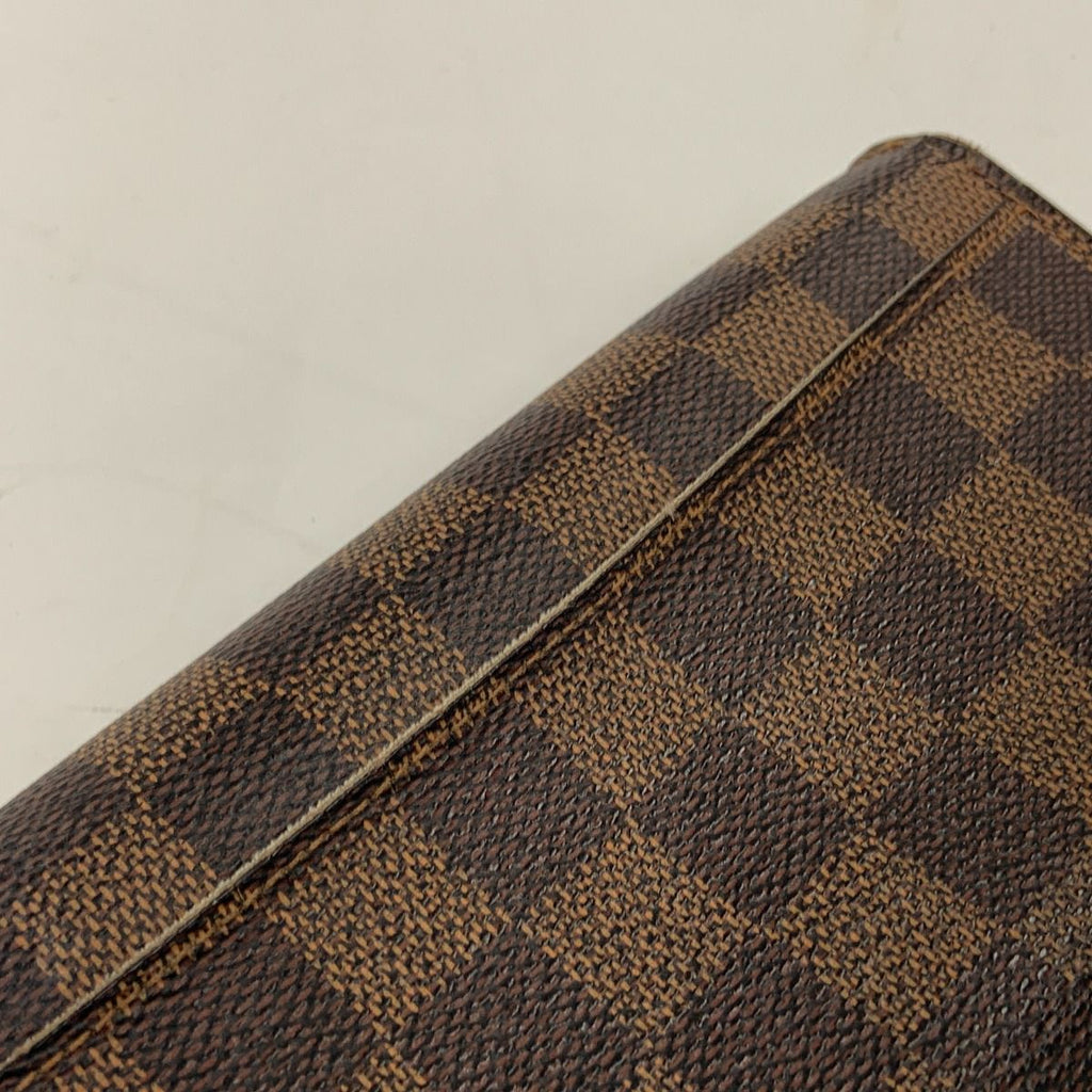 Louis Vuitton Damier Portefeuille Sarah Bifold Wallet with Initials — view 4