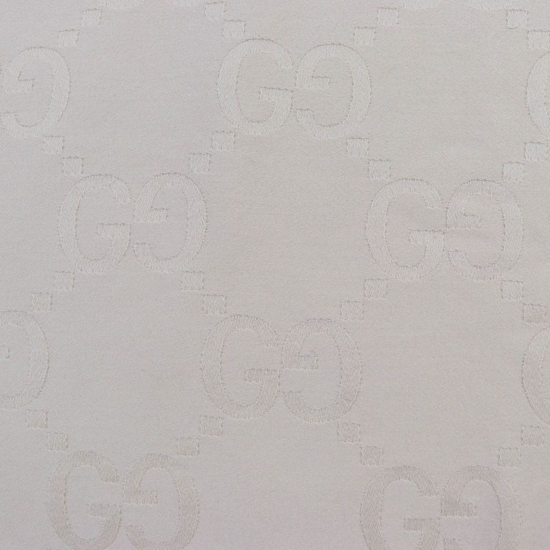 Gucci Wool Silk GG Jacquard Large Blanket Shawl Beige 135 180 cm — view 3
