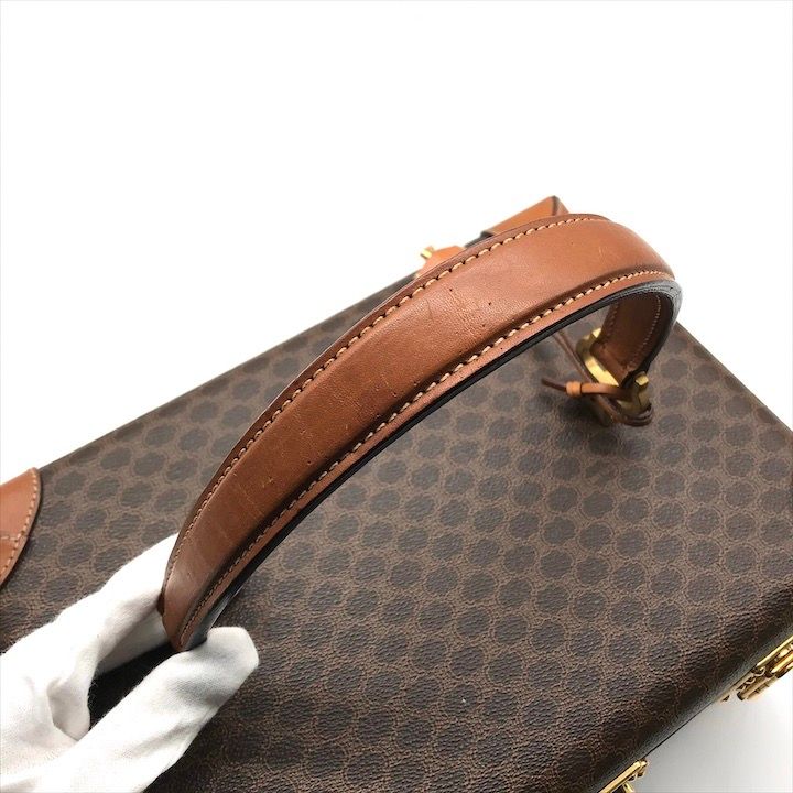 Celine Macadam Triomphe Hand Cosmetic Box Trunk Case Purse — view 7