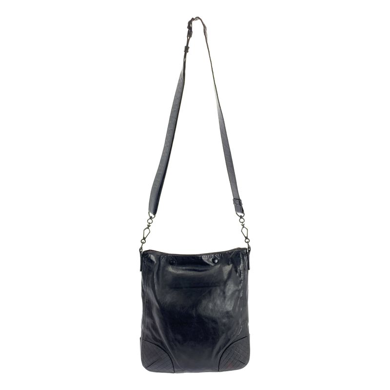 Bottega Veneta Scolpito Leather Shoulder Bag Black — view 2