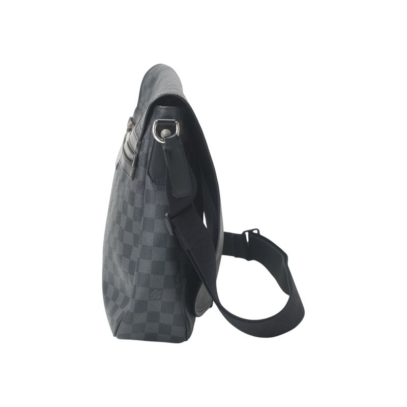 Louis Vuitton Damier Graphite Shoulder Bag Daniel GM — view 5