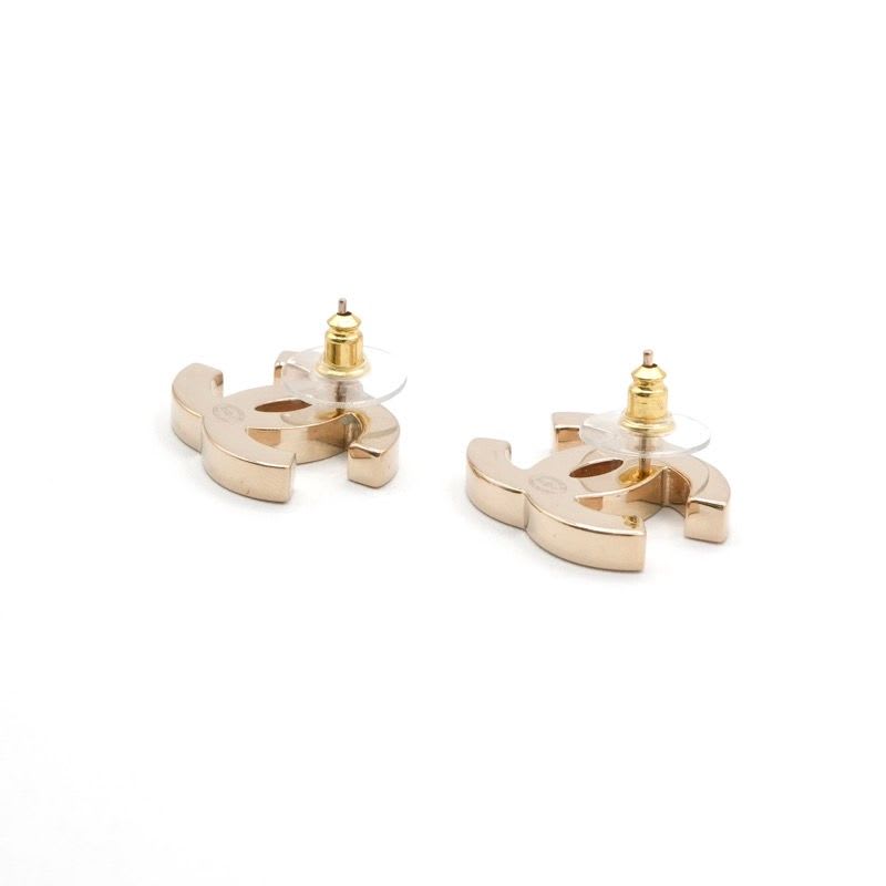 Chanel Earrings Gold Pink Black Heremark — view 4