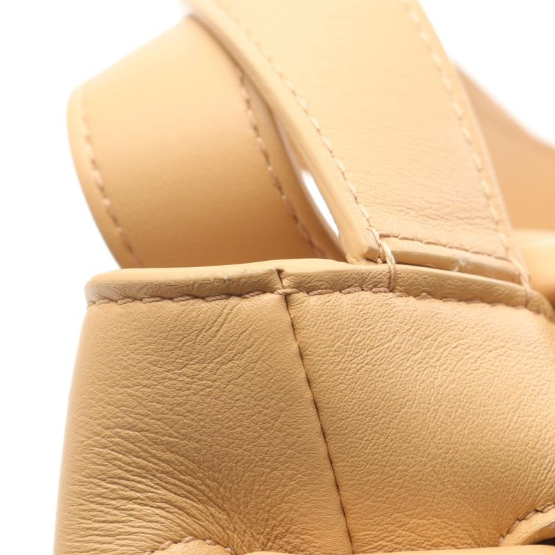 Bottega Veneta Handbag BEAK Beige Leather — view 7