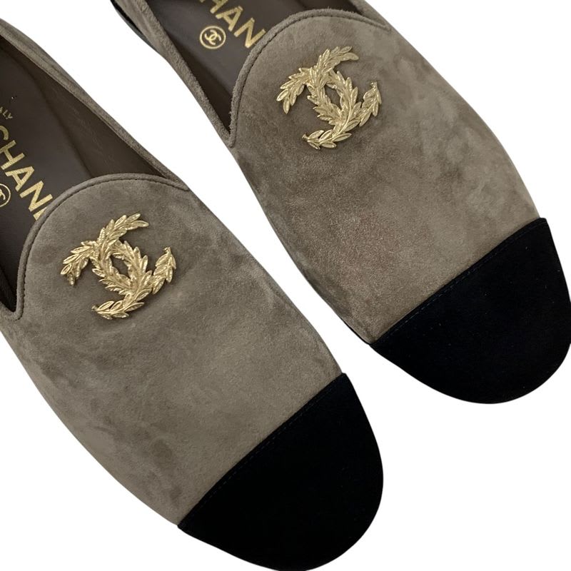 Chanel Flat Shoes Suede Gray Black Gold Coco Mark Loafers — view 9