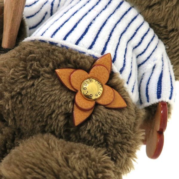 Louis Vuitton Bag Charm Bear — view 8