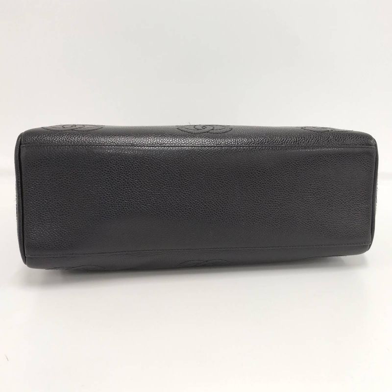 Chanel Chain Shoulder Bag Triple Coco Caviar Leather Black — view 4