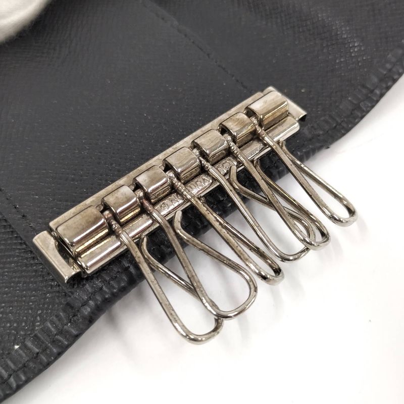 Louis Vuitton Multicles 6 6-Rib Key Case Epi Noir Black — view 8