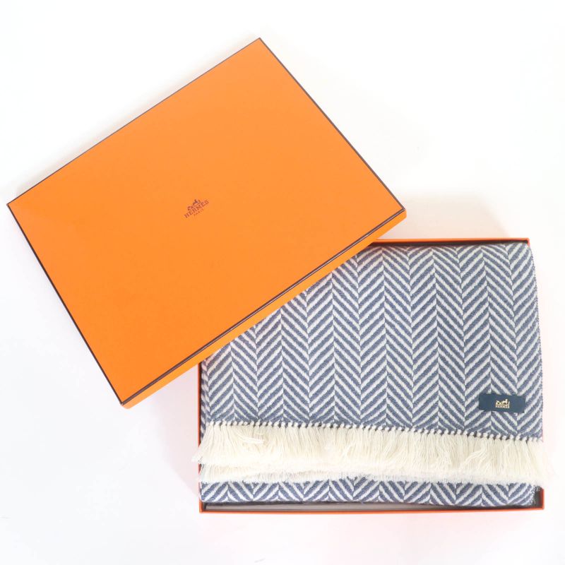 Hermes 100% Cashmere Chevron Patterned Large Scarf Shawl With Cowhide Blunt — view 2