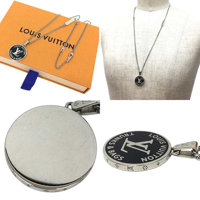 Louis Vuitton Collier Award Necklace Medallion Accessories — view 3