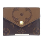 Louis Vuitton Portefeuille Zoe Trifold Wallet Monogram Giant Brown — view 2