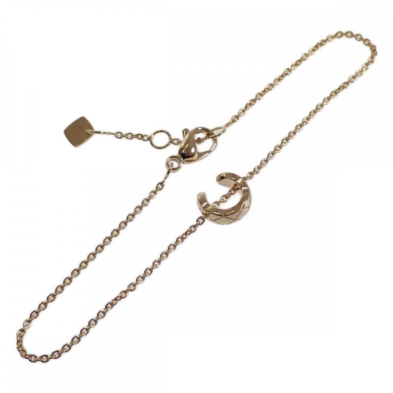 Chanel Coco Crush Bracelet 18K Yellow Gold — view 3
