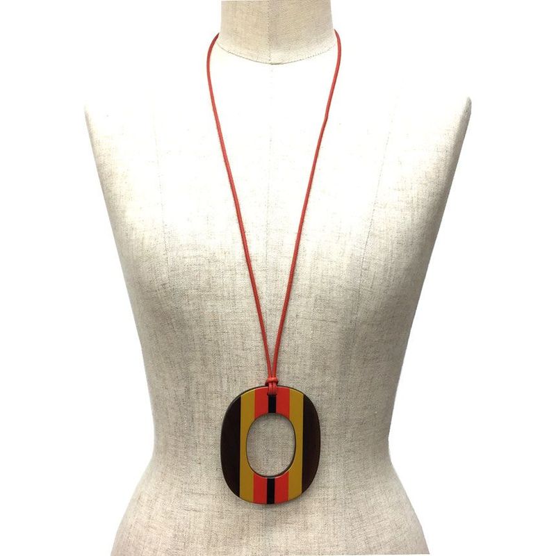 Hermes Lo Cabas Le Pendant Necklace Isme GM Isthme Buffalo Horn Lacquer — view 5