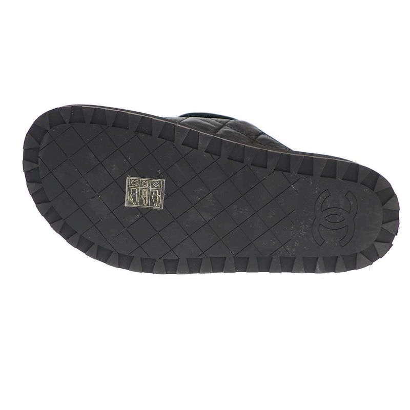 Chanel CC Turnlock Quilted Leather Mule Shoes Black 36 — view 4