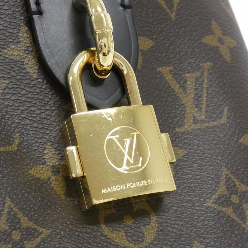 Louis Vuitton Monogram Reverse Bento Box Bag — view 4
