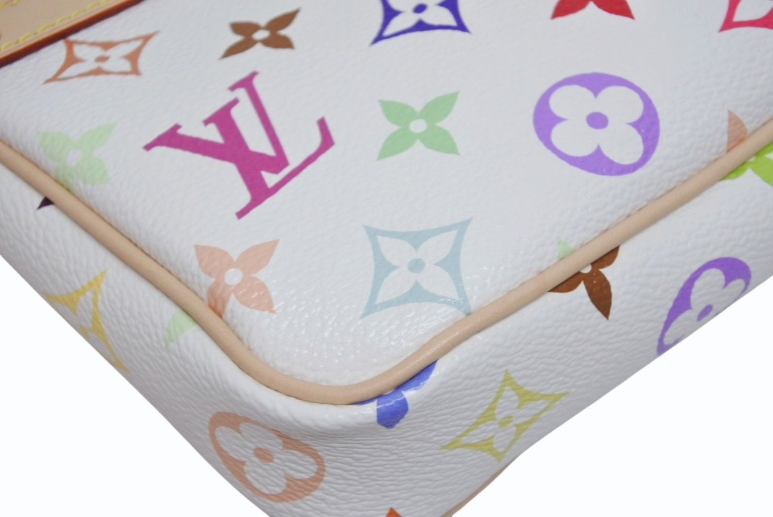 Louis Vuitton Takashi Murakami TM Pochette Accessoires White — view 6